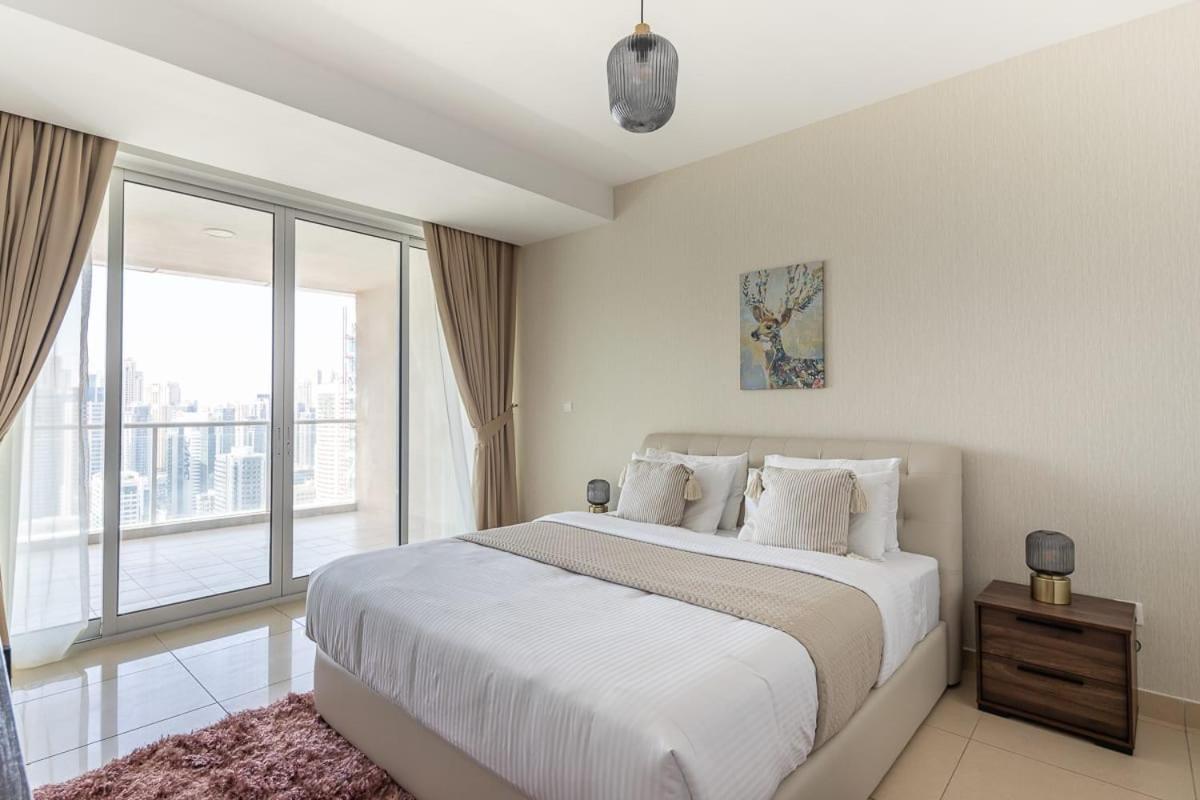 Frank Porter - Laguna Tower Dubai Dış mekan fotoğraf